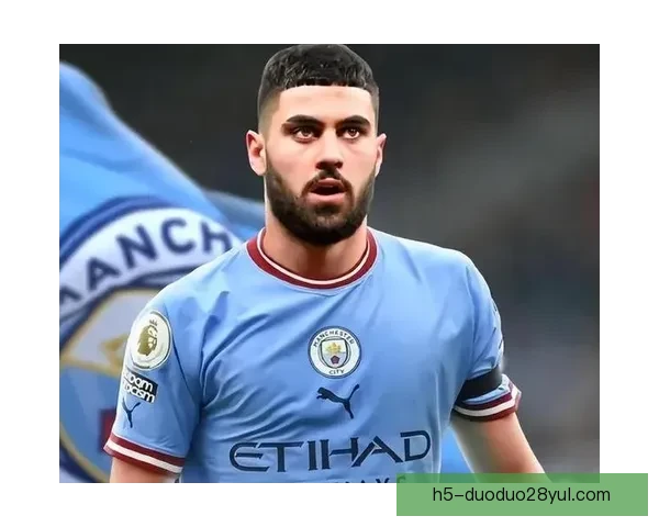 贡杜兹加盟尤文签约至2028